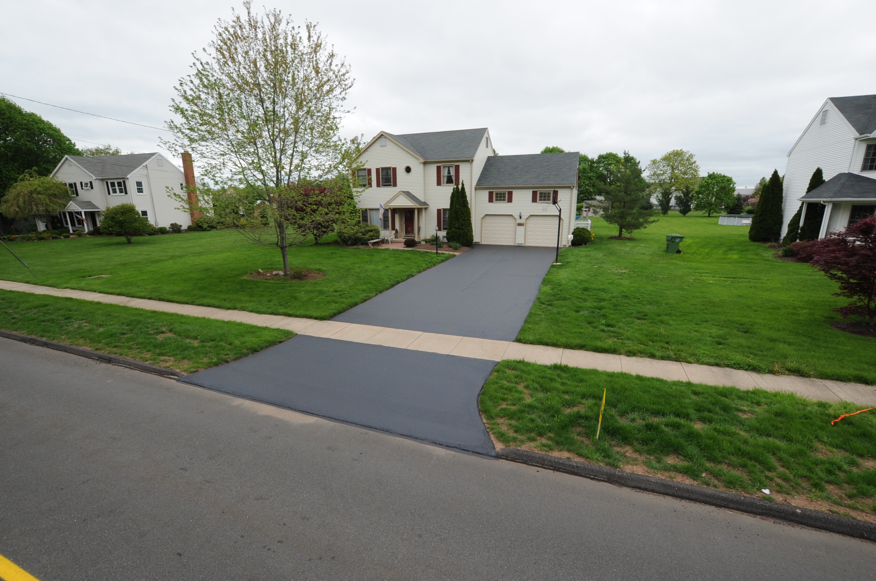 Finished Driveway Sealing Project 12