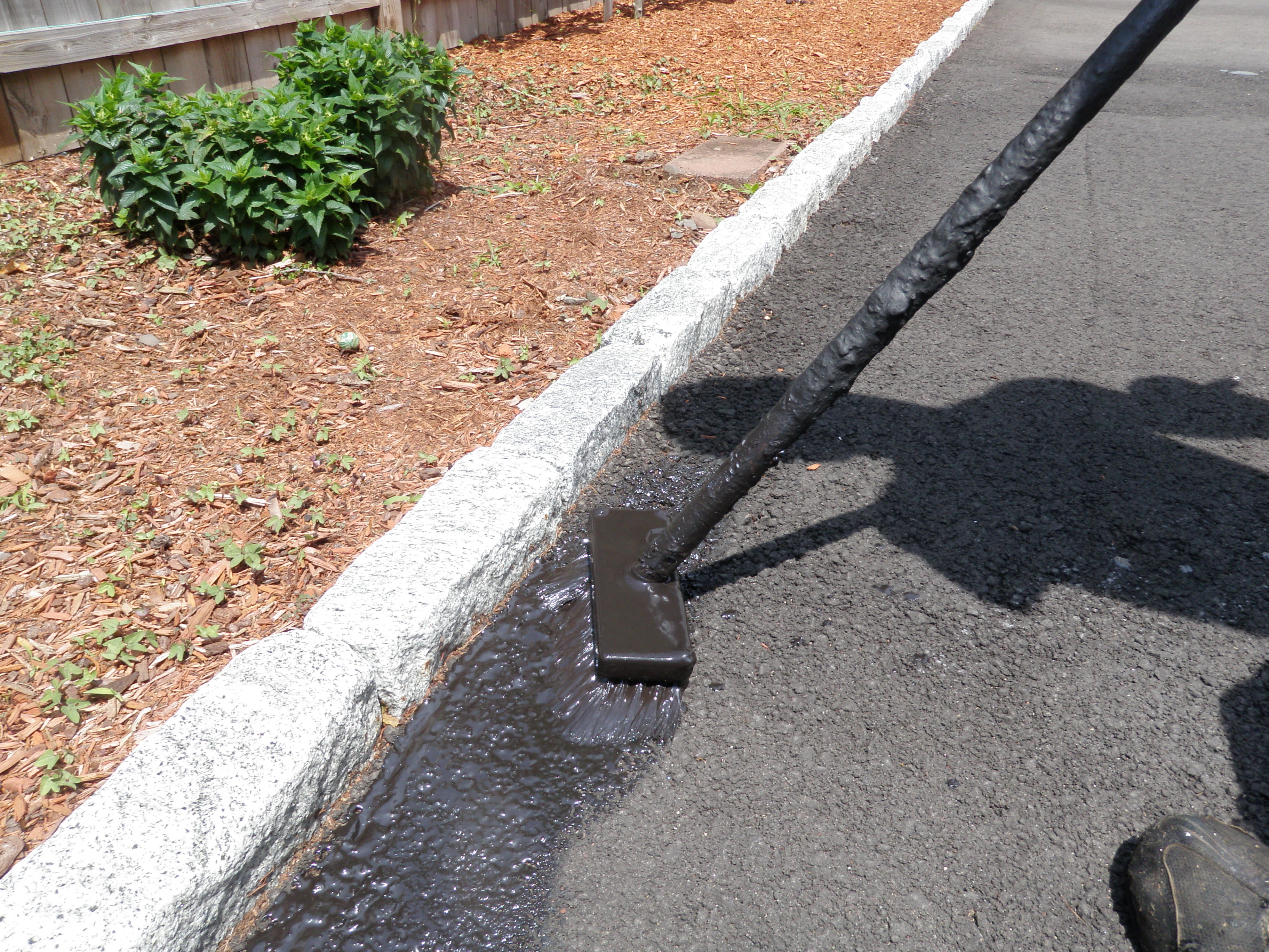 Clean Edge Brush by Pavers 2